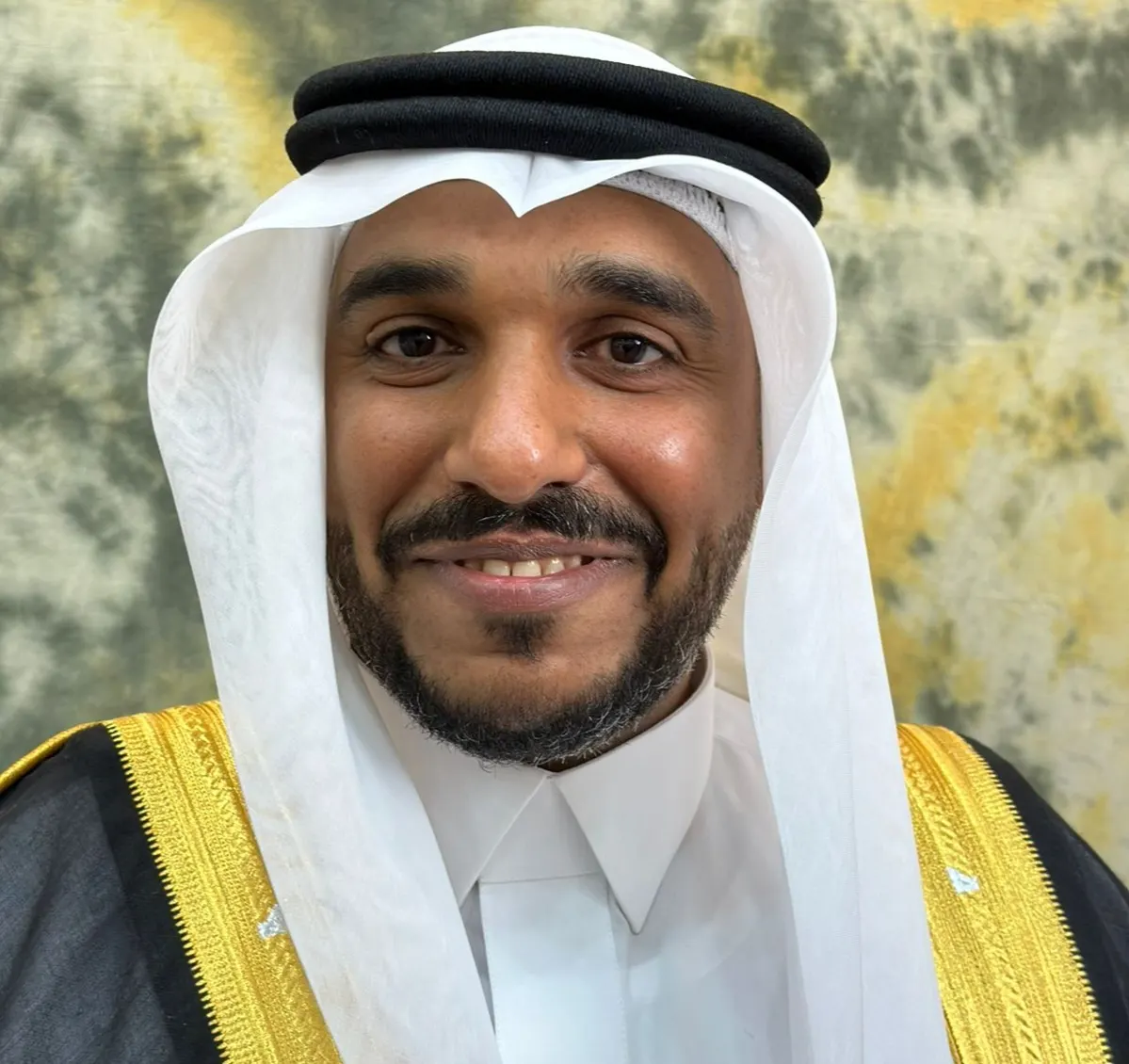 في القطيف .. القفص الذهبي يجمع عائلتي «الفشخي» و«الدحيليب»