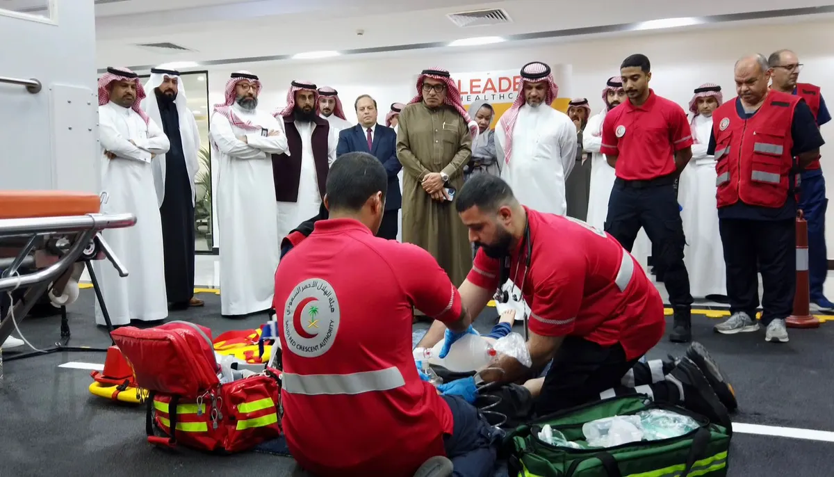 رئيس هيئة الهلال الأحمر جلال العويسي يدشّن المبنى الإداري بالخُبر