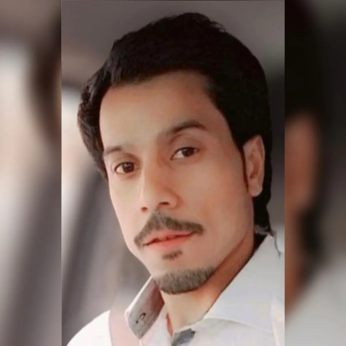 من القديح.. بـ أمر خادم الحرمين.. محمد أبو جعيد يتوَّج بـ «وسام الملك عبد العزيز».. رفع أوجاع ابن عمته وتآخى معه بـ كلية