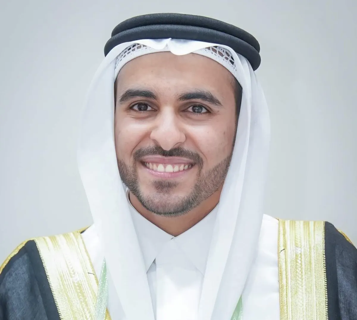 في القطيف.. القفص الذهبي يجمع عائلتي «آل يحيى» و«العوامي»