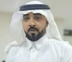 من البحاري.. لمشاركته في تجمع السيارات الكلاسيكية.. تكريم «حسن آل سويد»