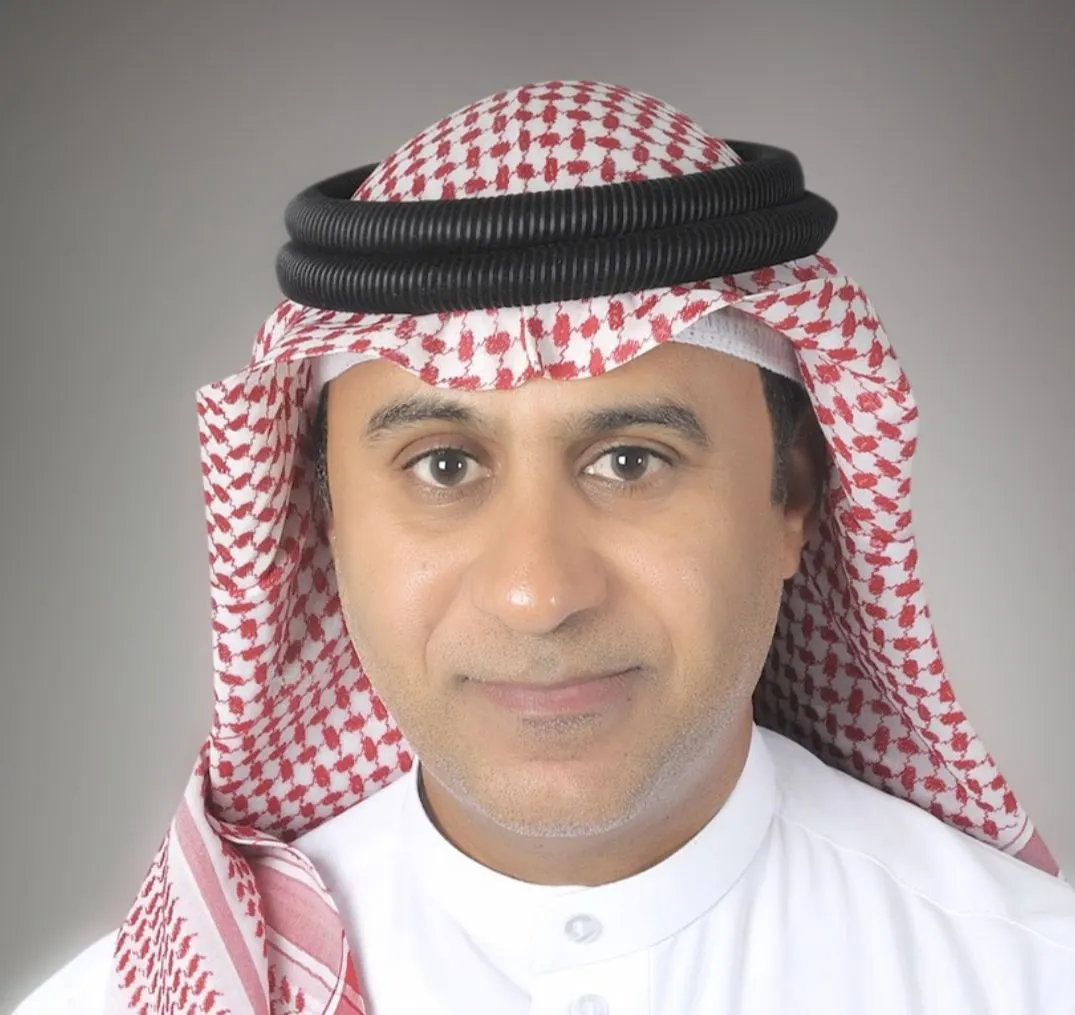 بسمةٌ من غرسِ داروش