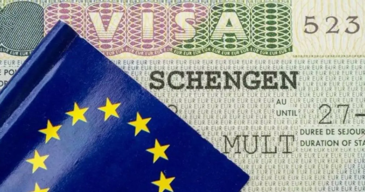 ابتداءً من اليوم.. خدمة تأشيرة شنغن دون موعد للسعوديين. الحضور إلى مراكز VFS في الرياض والدمام دون موعد