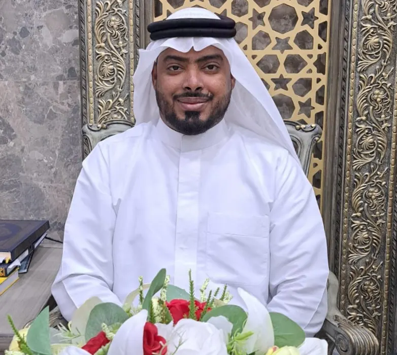 من التوبي.. ترقية «مصعب آل عمير» للمرتبة السابعة في فرع وزارة الموارد البشرية والتنمية الاجتماعية بالمنطقة الشرقية