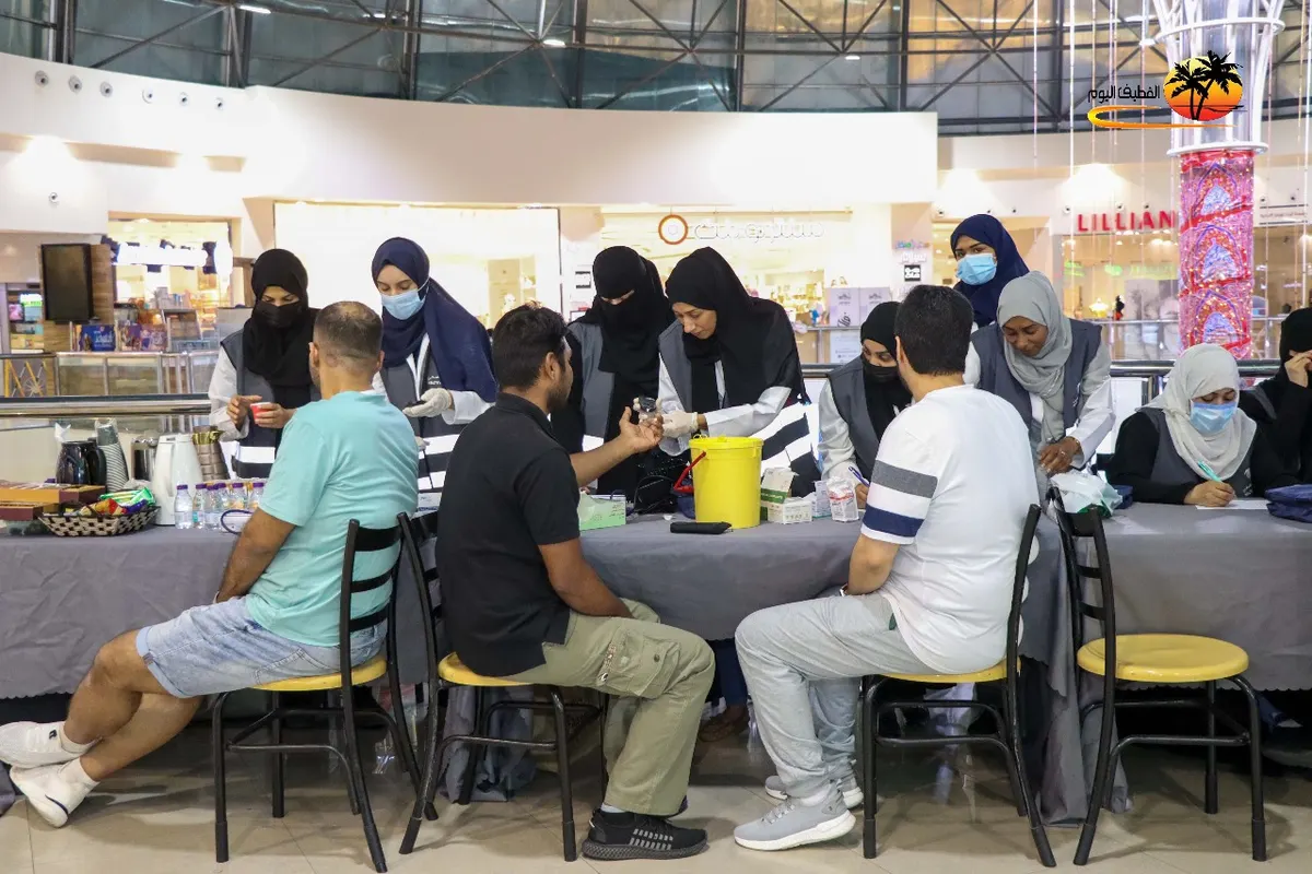 مفاجأة لـ54 متسوقًا في ستي مول.. السكري والضغط يسكنان أجسادهم بصمت.. وركن لـ شبكة القطيف الصحية يكشف لهم المستور