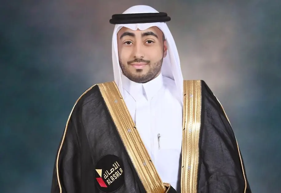 من سيهات.. جامعة الأصالة بالدمام تمنح «مشعل الشويخات» البكالوريوس في الموارد البشرية