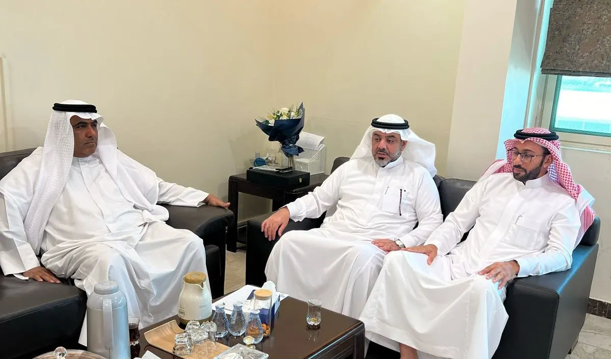 «فردوس القطيف» تلتقي رئيس إكرام الموتى في أمانة الشرقية