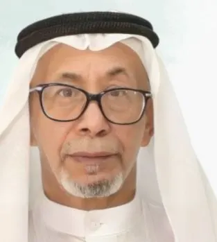 من سنابس.. بعد 3 عقود من الخدمة في السلك التعليمي.. مجمع الخليل بن أحمد التعليمي بالربيعية يكرم المعلم غريب السماعيل