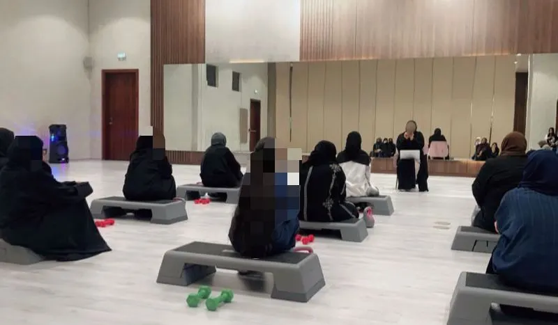 الاختصاصية النفسية مها الزوري توصي الطلاب بالاسترخاء قبل الاختبارات لأنه يساعد في رفع مستوى التعلم