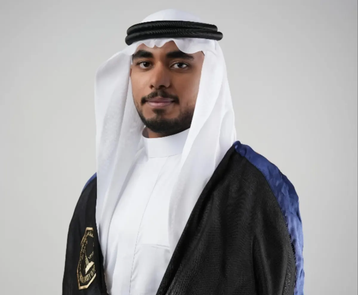 من التوبي.. مع مرتبة الشرف الأولى.. جامعة الملك فهد للبترول والمعادن تمنح «حسن القلاف» البكالوريوس في المالية