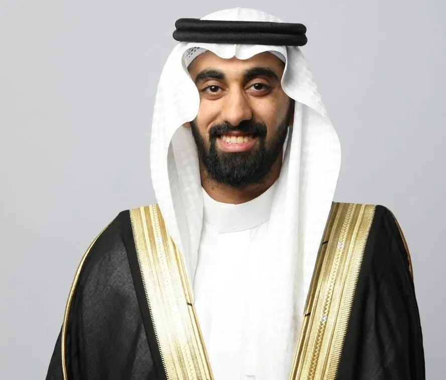 من القطيف.. الكلية التقنية بالدمام تمنح «أحمد آل يحيى» بكالوريوس الهندسة الميكانيكية بتخصص التكييف والتبريد