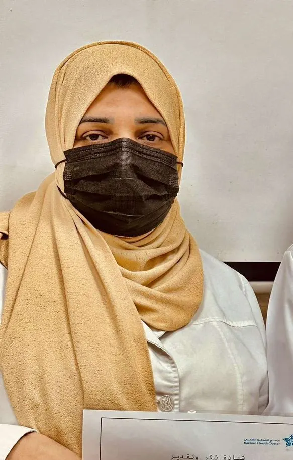 لتميزها في مجال التعلم والتطوير المهني.. مركز صحي أم الساهك يكرم نزيهة العقيلي