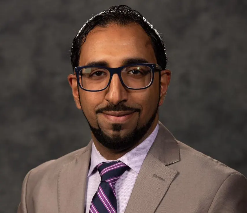 من «قديح القطيف».. ضمن أفضل 40 طبيبًا في التخصص.. اختيار الدكتور خليل آل عبيدي للتكريم من قبل الجمعية الأمريكية لعلم الأمراض السريري