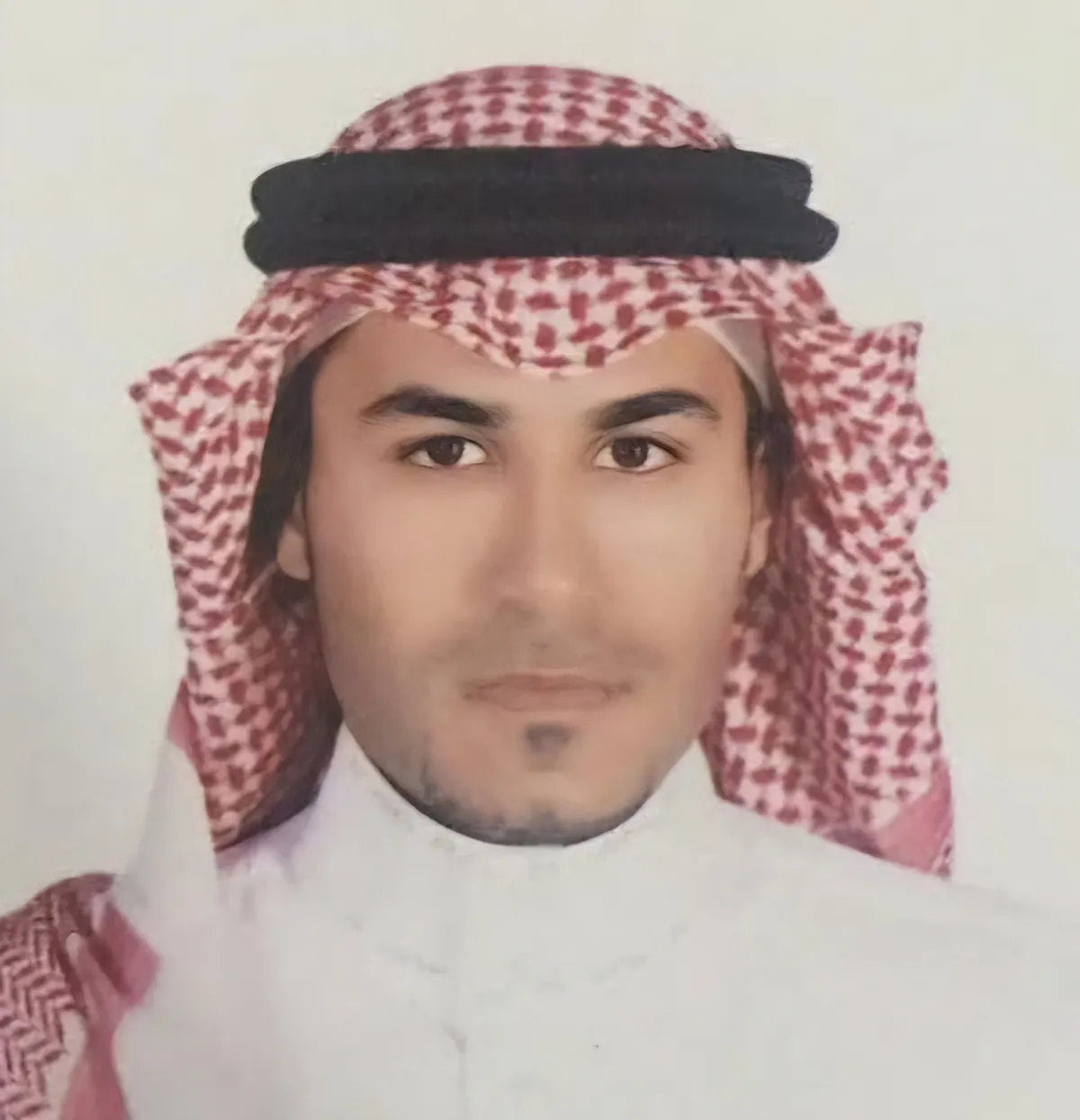 القطيف - الدخل المحدود.. «بتول» تنير أسرتي «التركي» و«الصيرفي»