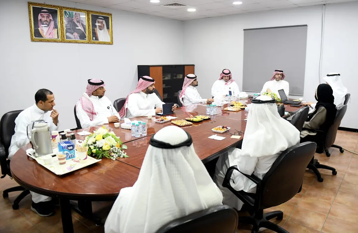 الوكيل المساعد لتنمية المجتمع بوزارة الموارد البشريّة والتنمية الاجتماعيّة.. في ضيافة جمعيّة أمّ الحمام الخيريّة