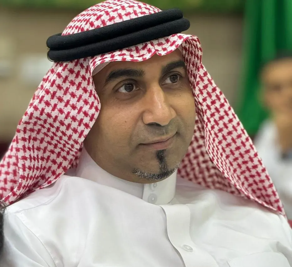 من شويكة القطيف.. لتعاونه المستمر مع المكتب.. ضمان القطيف يكرِّم «فاضل المخلوق»
