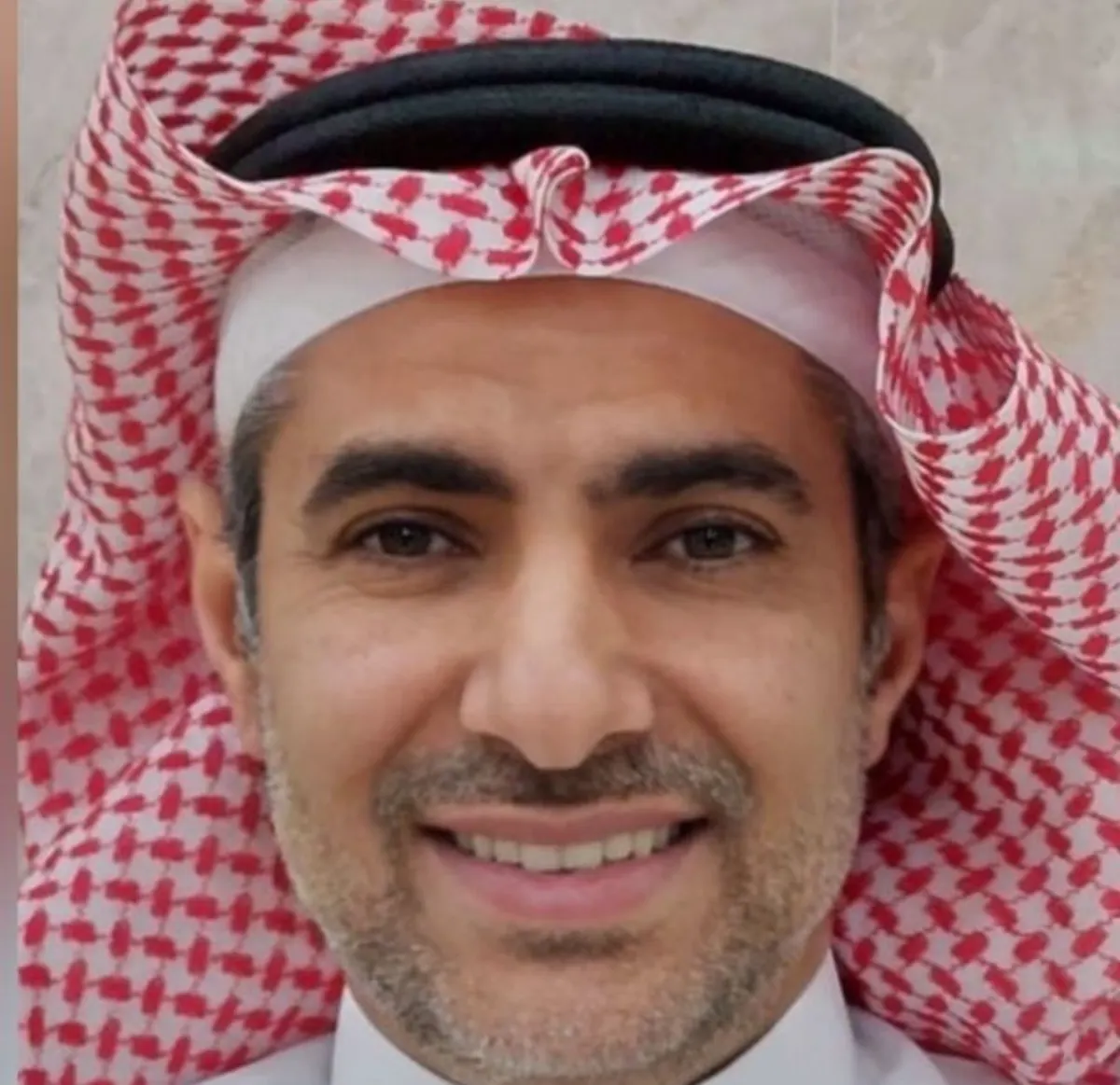 الحياة بين الإرادة الشخصية والتوفيق الإلهي: كيف تنسج قراراتنا خيوط القدر وتصبغها بالصبر والإيمان
