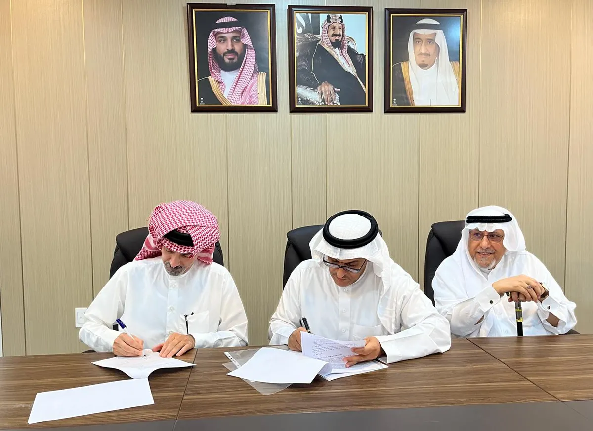 في سيهات.. شراكة مجتمعية بين الموارد البشرية وعرش البيان الأدبي
