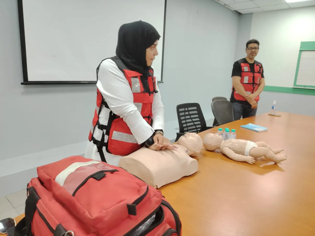 وحدة الخدمات الاجتماعية بالقطيف تفعّل يوم الإسعافات بنادي النور