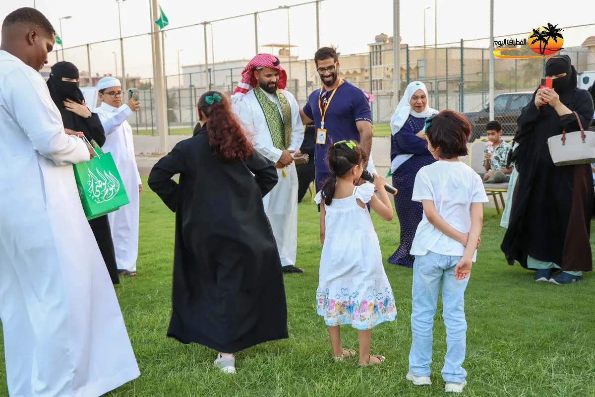 بنقوش الحناء وأركان الأسر المنتجة.. المرأة تسجل حضورًا بارزًا في احتفال «ساحل عنك الرياضي» باليوم الوطني 94