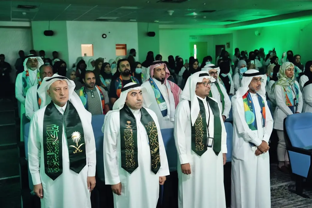 بمشاركة الطواقم الطبية والإدارية وبحضور المرضى.. مكونات شبكة القطيف الصحية تحتفل باليوم الوطني الـ94