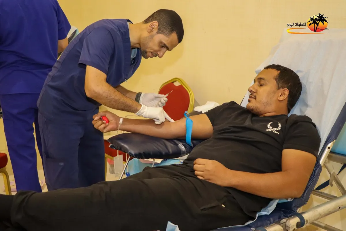 في ثاني أيامها بالملاحة.. «تبرَّع تؤجر» تستقطب 82 متبرعًا بـ الدم