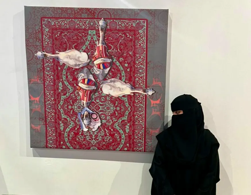من القطيف.. بـ سجادة حمراء و4 من الإبل.. سكنة حسن تروي حكاية سعودية قديمة في «قصواء المدينة»