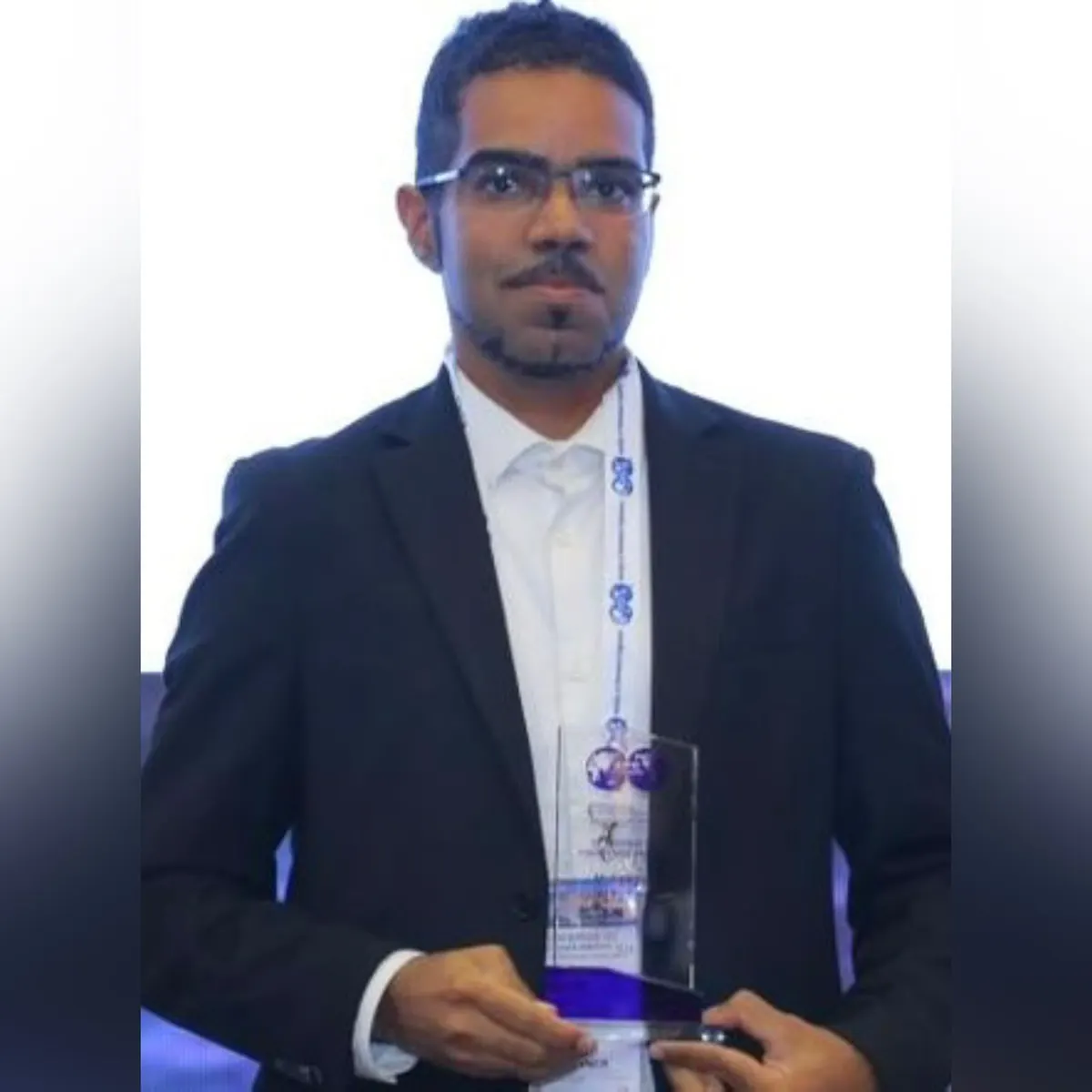 جمعية مهندسي البترول تتوّج م. «محمد آل كاظم» بجائزة علم البيانات والتحليلات الهندسية على مستوى الشرق الأوسط وشمال إفريقيا