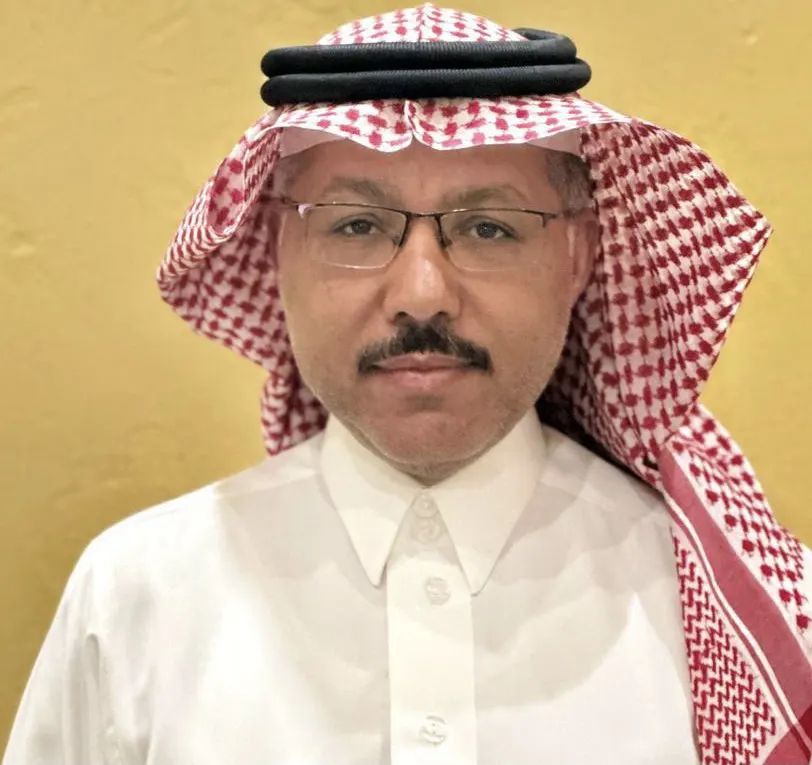 بين الدفءِ والشًَّوْك