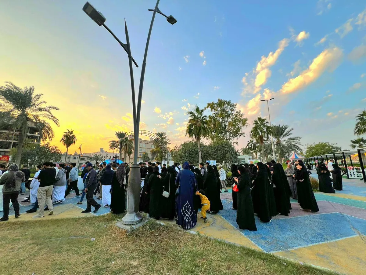 على مدى 6 أيام وبرعاية من محافظ القطيف.. بـ الفعاليات والفنون والمسرح.. التطوع يزهر في منتزه سيهات