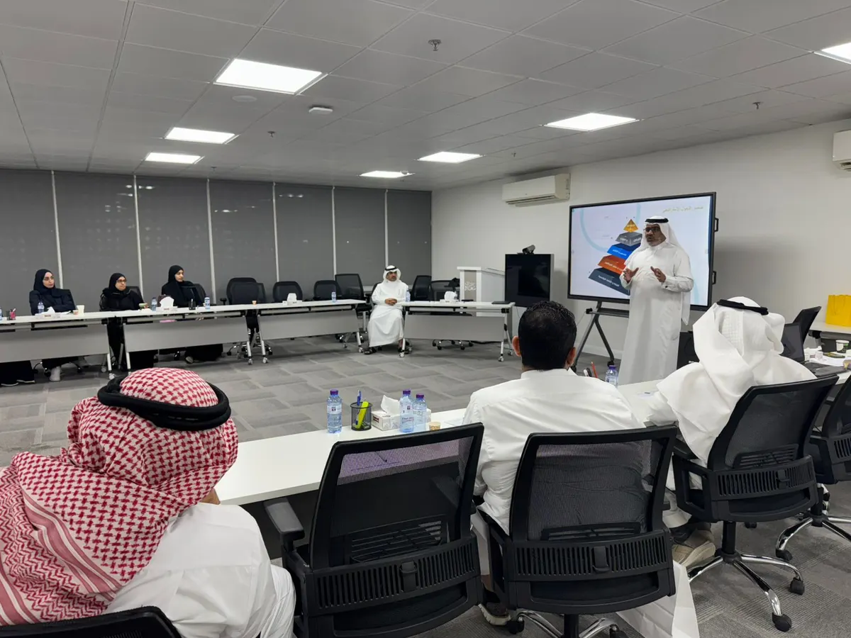 في لقاءً بمنسوبي إدارة البرامج التنموية.. «سعادة سيهات» تقيس الوعي بالتحول الإستراتيجي