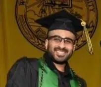 من القطيف .. جامعة وتشيتا ستيت بأمريكا تمنح «علي آل ضيف» البكالوريوس في إدارة الأعمال