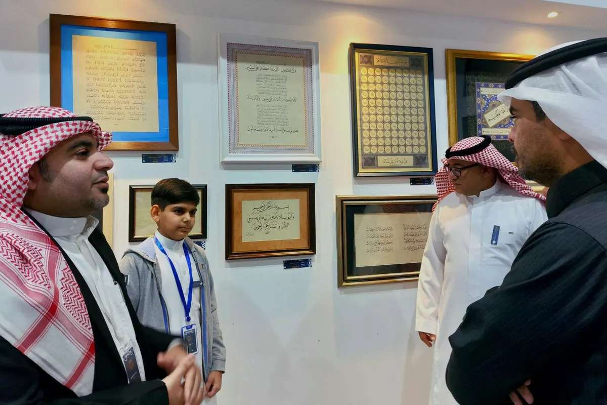 من القطيف إلى الدمام.. 71 لوحة فنية تجمع 35 خطاطًا في «نبض المداد»