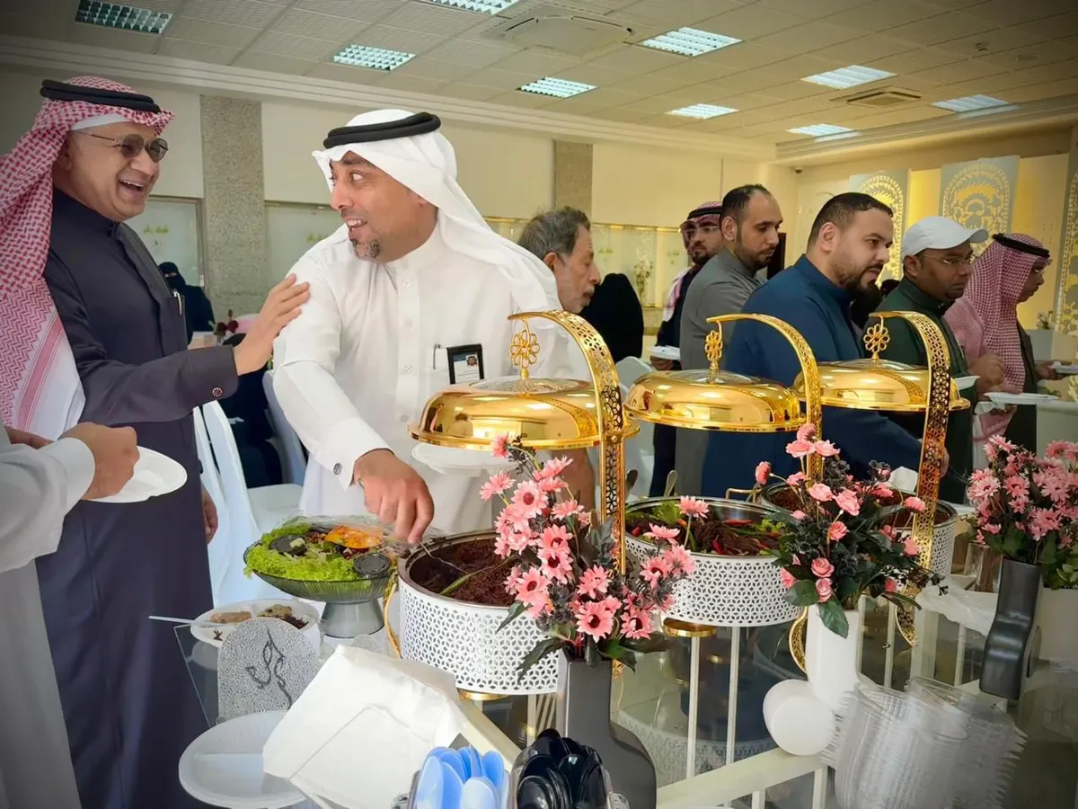 في ضمان القطيف.. نكهات شعبية تُغرف في أطباق «الطاهيات المحترفات»