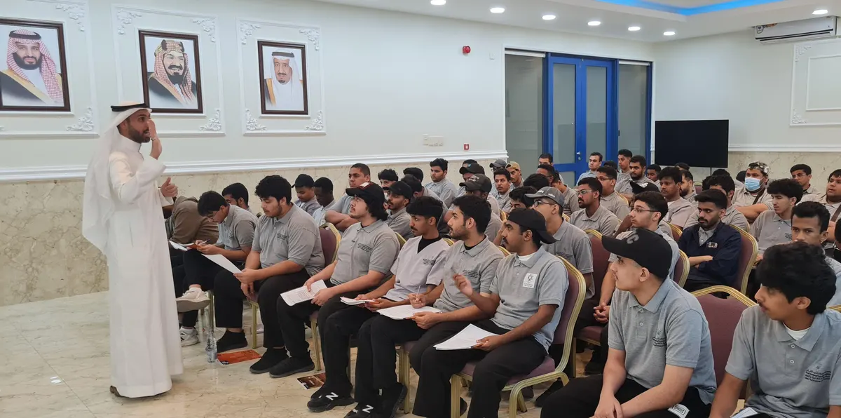«كيف تصبح دافورًا؟».. ورشة تفتح أسرار التميز في الكلية التقنية بالقطيف