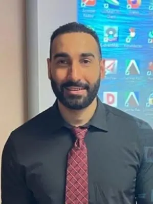 من الجارودية.. مع مرتبة الشرف.. جامعة جنوب الينوي تمنح «سليم المنشاد» الدكتوراه في الهندسة الكهربائية والكمبيوتر والأجهزة الطبية