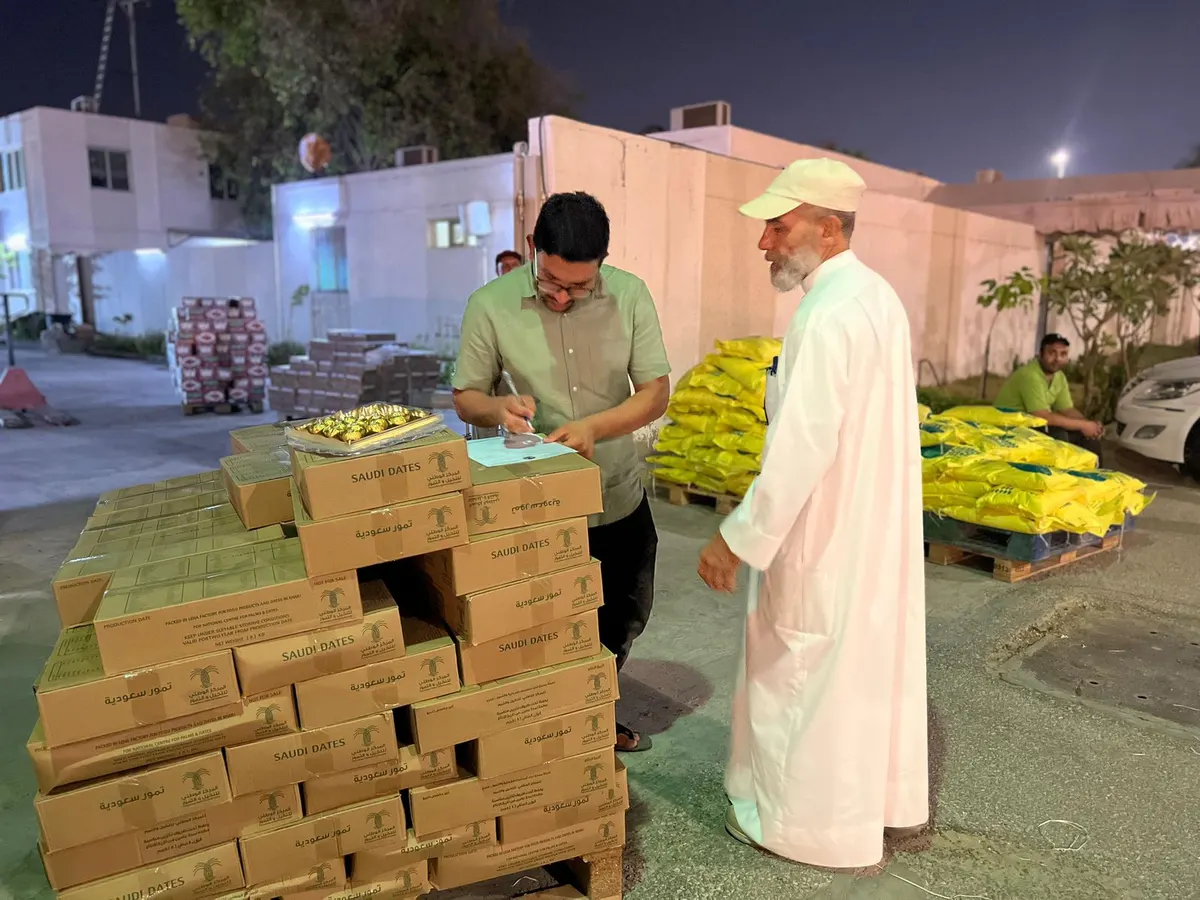 300 أضحية في سيهات.. وفاعل خير يتكفَّل بـ31 منها لدعم 600 أسرة في العيد