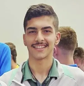 من صفوى.. محمد آل نصفان يحقق إنجازًا تاريخيًا ويتأهل إلى ثمن نهائي بطولة العالم للإسكواش