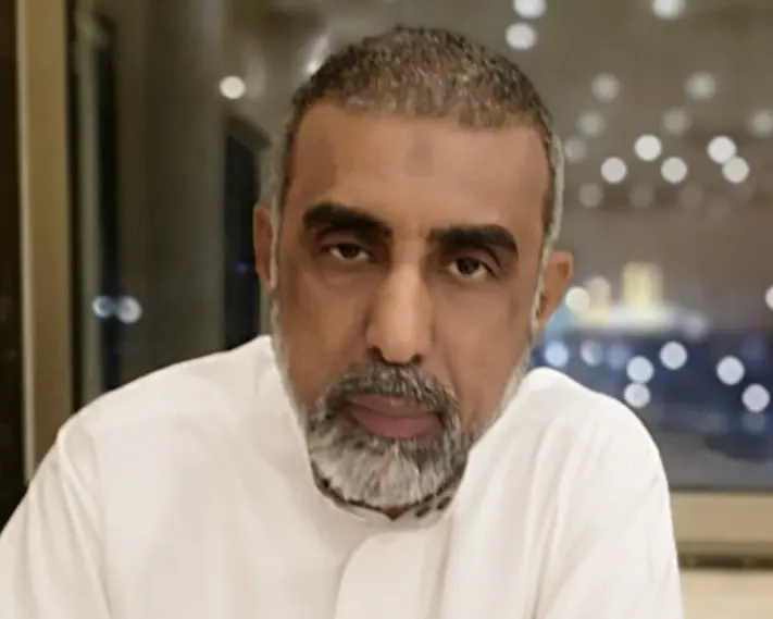 من الجارودية.. الحاج حسين آل ضيف على السرير الأبيض