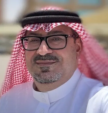 من سيهات.. الحاج علي شويخ يستعد لعملية في تعليمي الخبر
