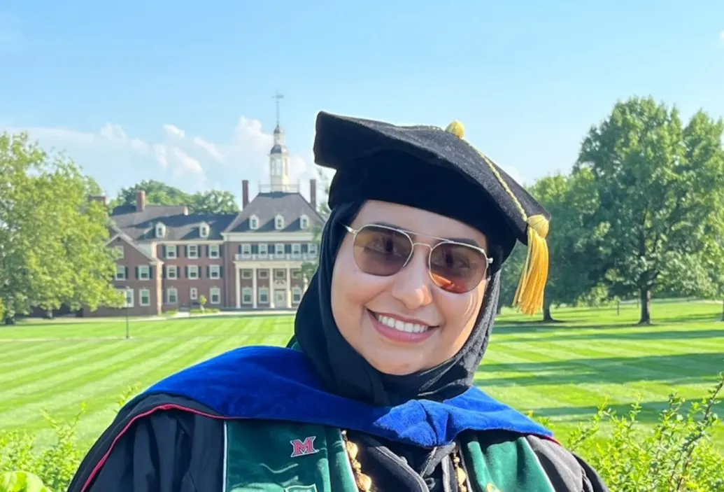 من سنابس.. جامعة ميامي الأمريكية تمنح «شذى الحبيل» الدكتوراه في فلسفة اللغة الإنجليزية
