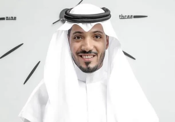 من القطيف.. «علي» ينير أسرتي «العوامي» و«آل ربح»