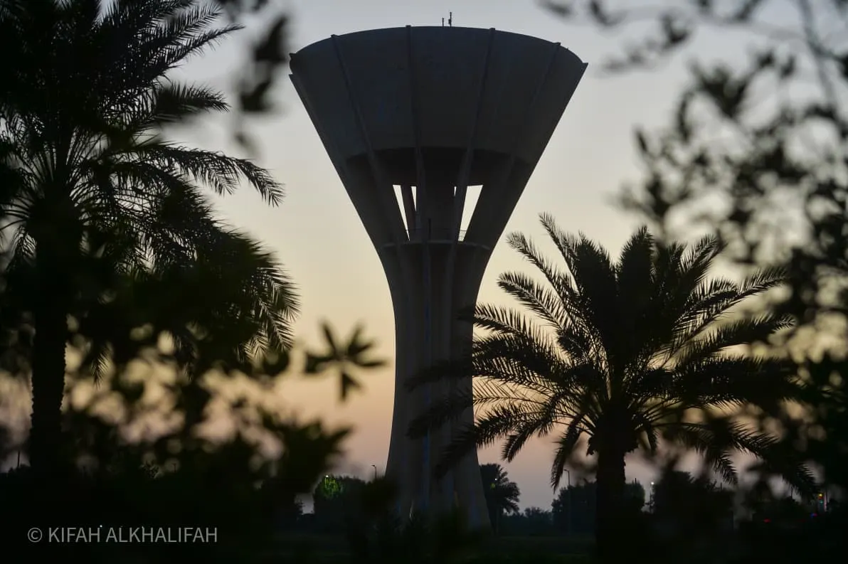 القطيف تحت الإنذار الأصفر.. ضباب خفيف يحدّ من الرؤية فجر الاثنين