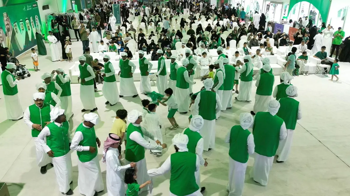 بحضور 9 آلاف زائر.. العرضة والخيالة تخطفان الأضواء في احتفالات الرامس