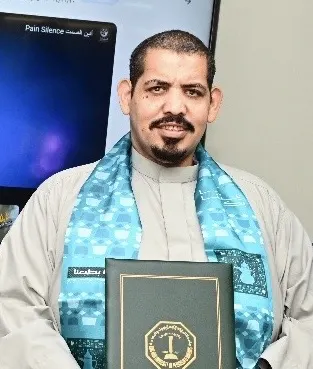 نظير مشاركته الفاعلة في اليوم العالمي للغة الإشارة.. «جامعة الملك فهد» تكرّم جاسم الأبيض