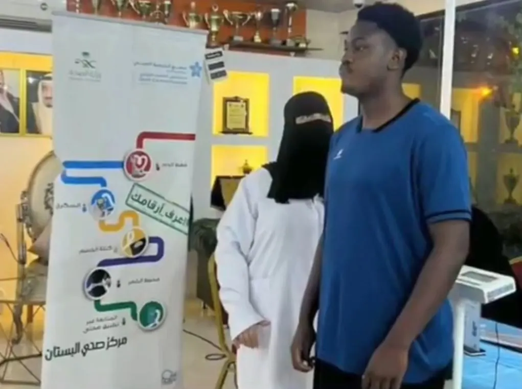 في ساحل عنك.. من لا يعرف أرقامه يخسر المباراة قبل صافرة البداية
