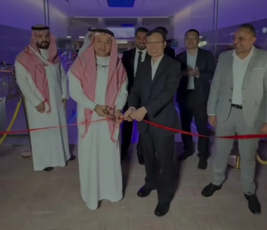 «البشراوي» يفتتح صالة عرض سيارات جايكو وأومودا في محافظة القطيف