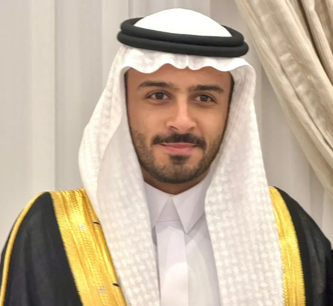 القطيف.. القفص الذهبي يجمع عائلتي «البيك» و«آل مبارك»