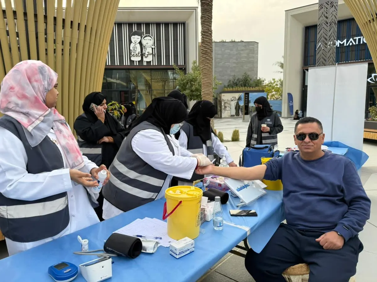 بـ «اعرف أرقامك» ولقاح الإنفلونزا.. 47 متطوعًا ومتطوعة يصنعون فرقًا صحيًا في «سي فرونت القطيف»