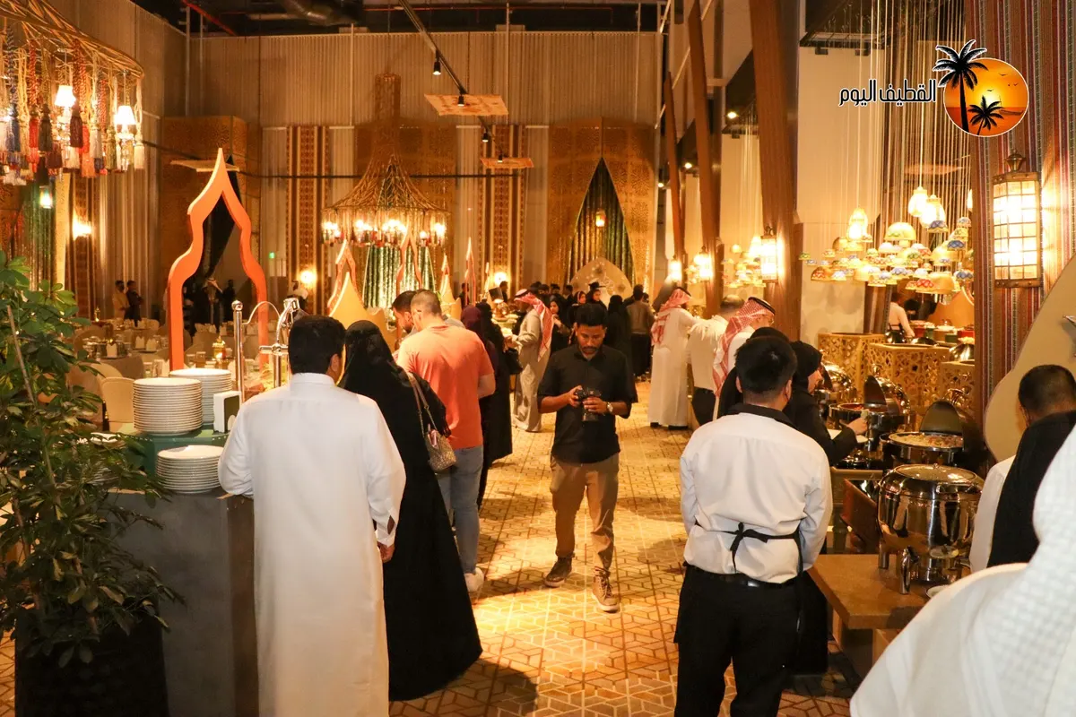 ليلة رمضانية تطل مبكرًا من سي فرونت القطيف.. خيمة «أساطير» تبدأ بليلة استثنائية